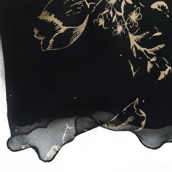 Jonathan Martin 100% Silk Floral Top Size Medium - Picture 8 of 11